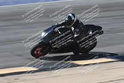 media/Oct-13-2025-Moto Forza (Mon) [[a66d839500]]/3-B Group/Session 2 (Bowl)/